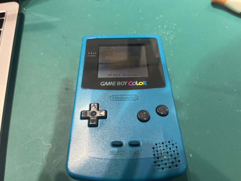 北品川からお越しのお客様よりGAME BOY COLORの修理依頼をいただきまし